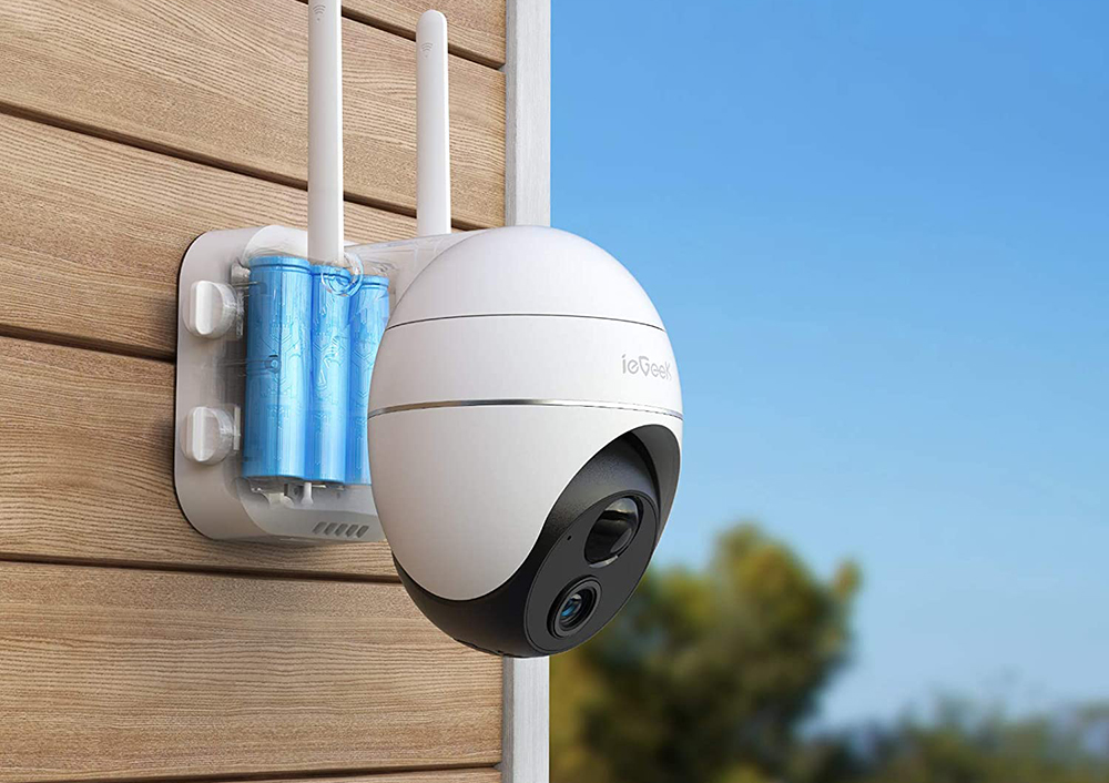 ② Caméra de surveillance WiFi avec panneau solaire ieGeek 2K — Caméras de  surveillance — 2ememain